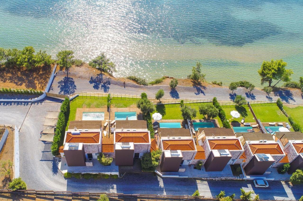 Kalma Villa Ena Nea Moudania Esterno foto