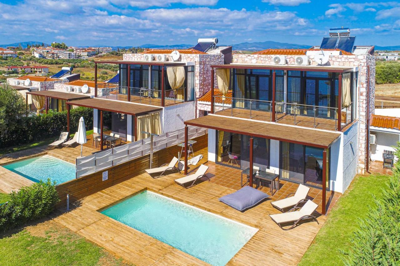 Kalma Villa Ena Nea Moudania Esterno foto